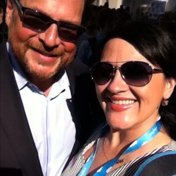 PM Ambassador Original Automated shares & listing- multiple employees- 3 Days wk - Picture 3 of 5